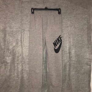 Nike SB sweats